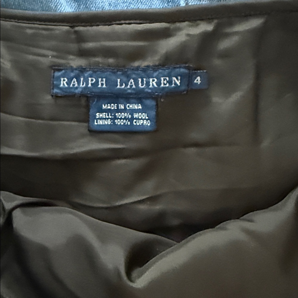 Vintage Ralph Lauren 100% wool pleated plaid wool wrap mini skirt. Size 4-6 - Picture 6 of 9